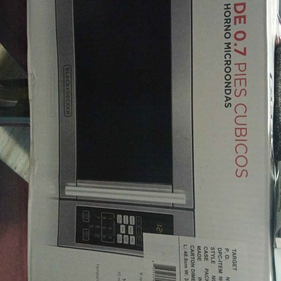 Black & Decker Metallic Microwave